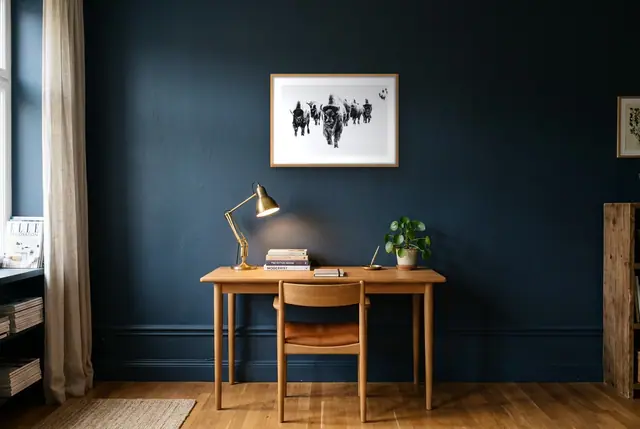 Bizon groep poster boven het bureau