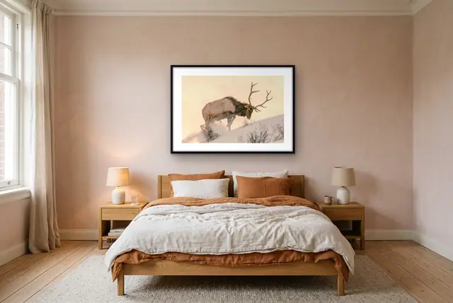 Hert in sneeuw poster boven het bed