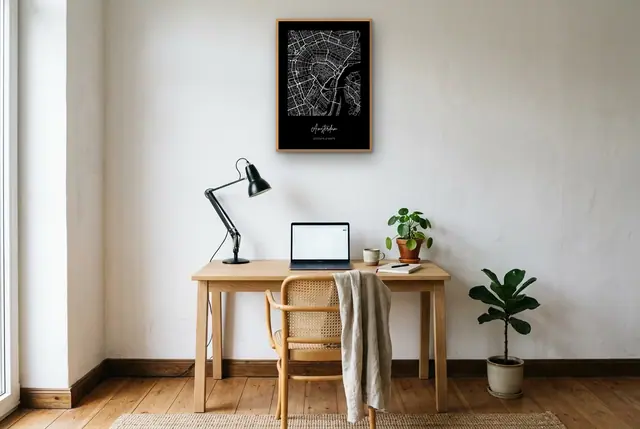 Kaart Amsterdam poster boven het bureau