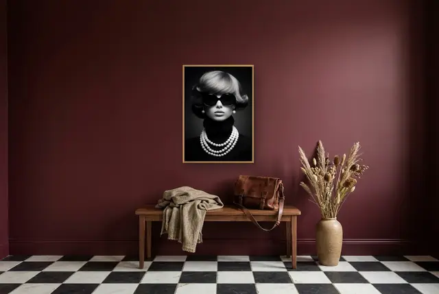 Vrouw met parels poster in de hal