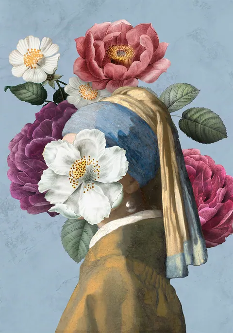 Schilderij Meisje met de parel met bloemen over haar gezicht op lichtblauwe achtergrond.