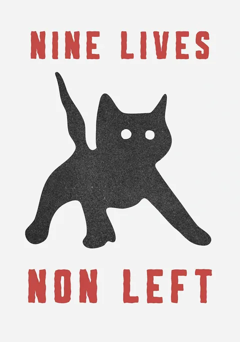 Grafische illustratie van een zwarte kat met de rode tekst Nine Lives Non Left.